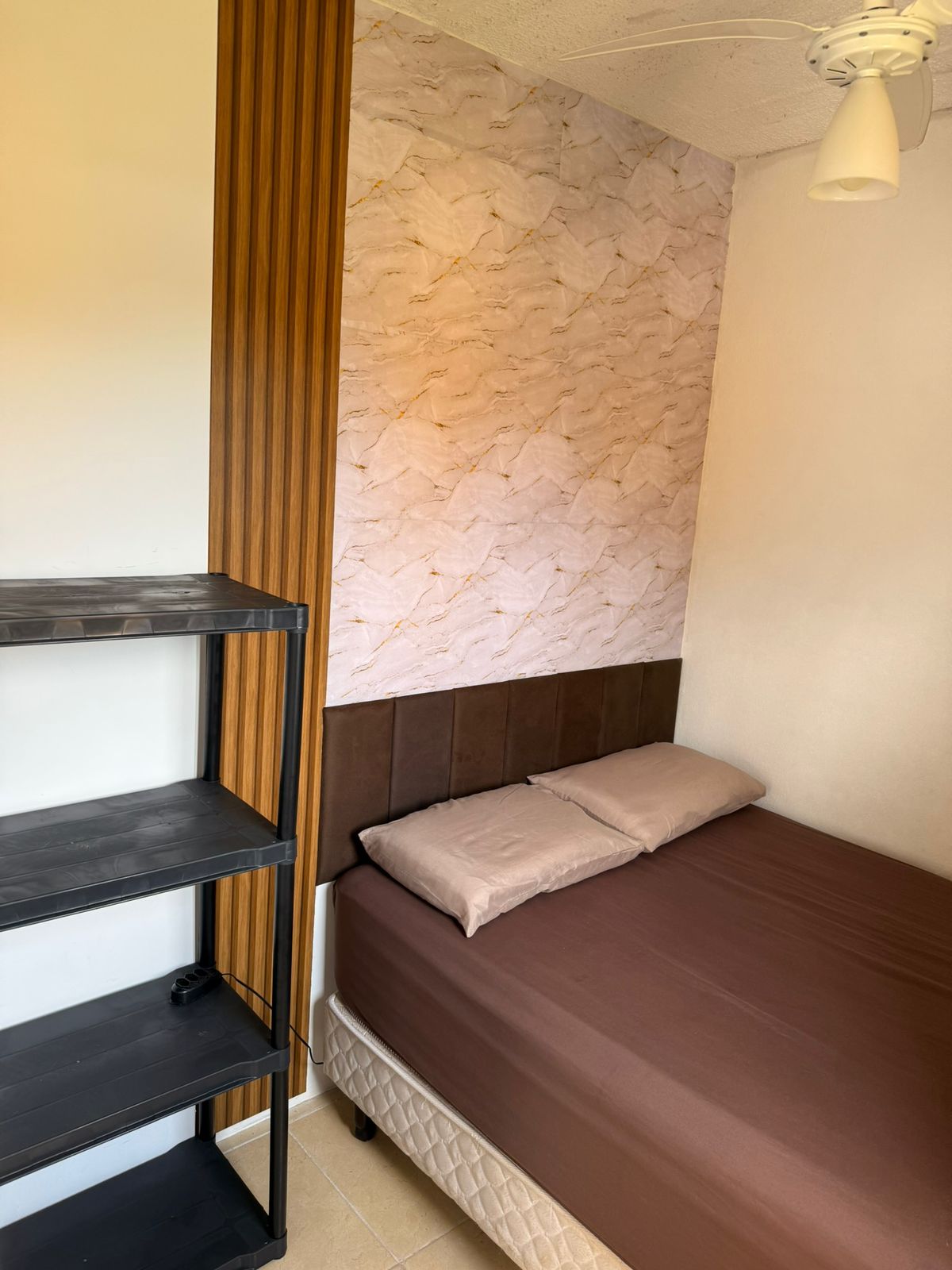 Quarto de Casal da Kitnet 1